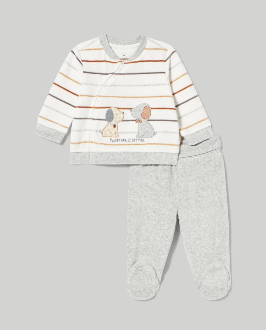 "Blukids Embroidered Chenille Baby Set – Soft & Cozy Newborn Outfit"