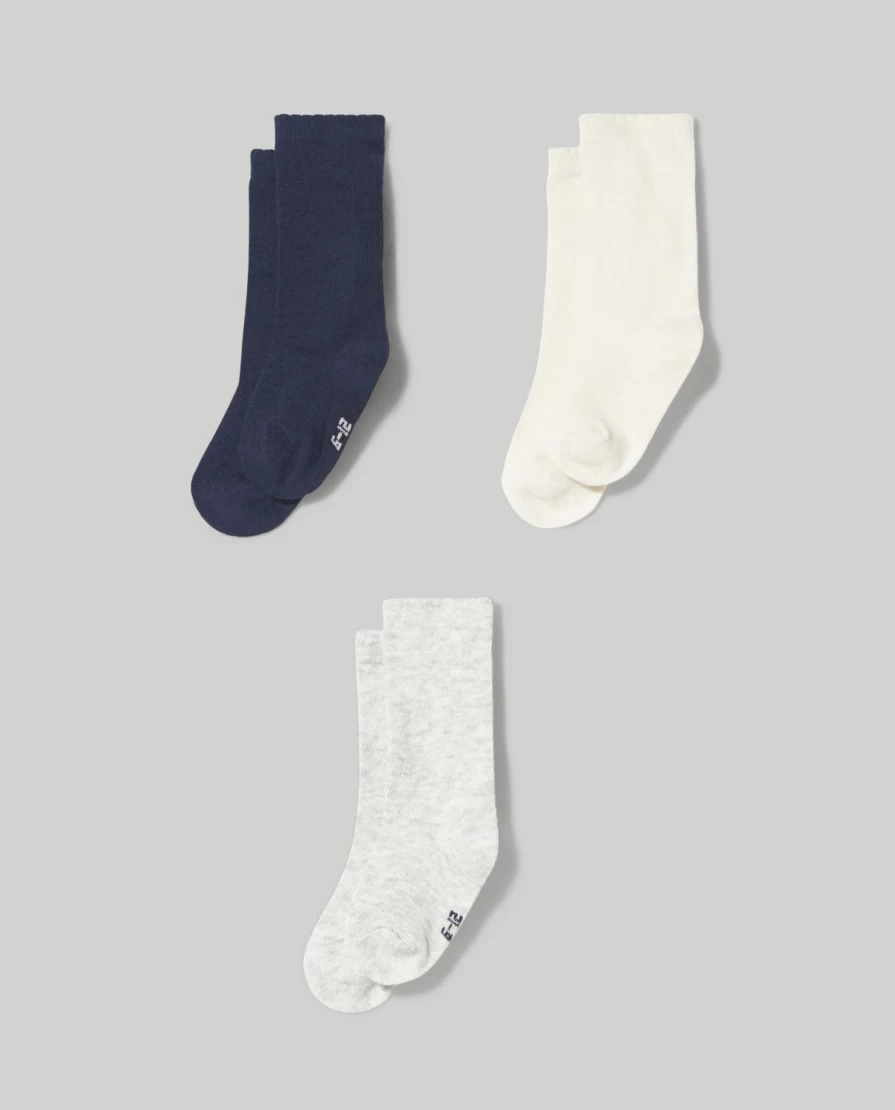 Blukids 3-Pack Soft Cotton Blend Newborn Socks for Babies
