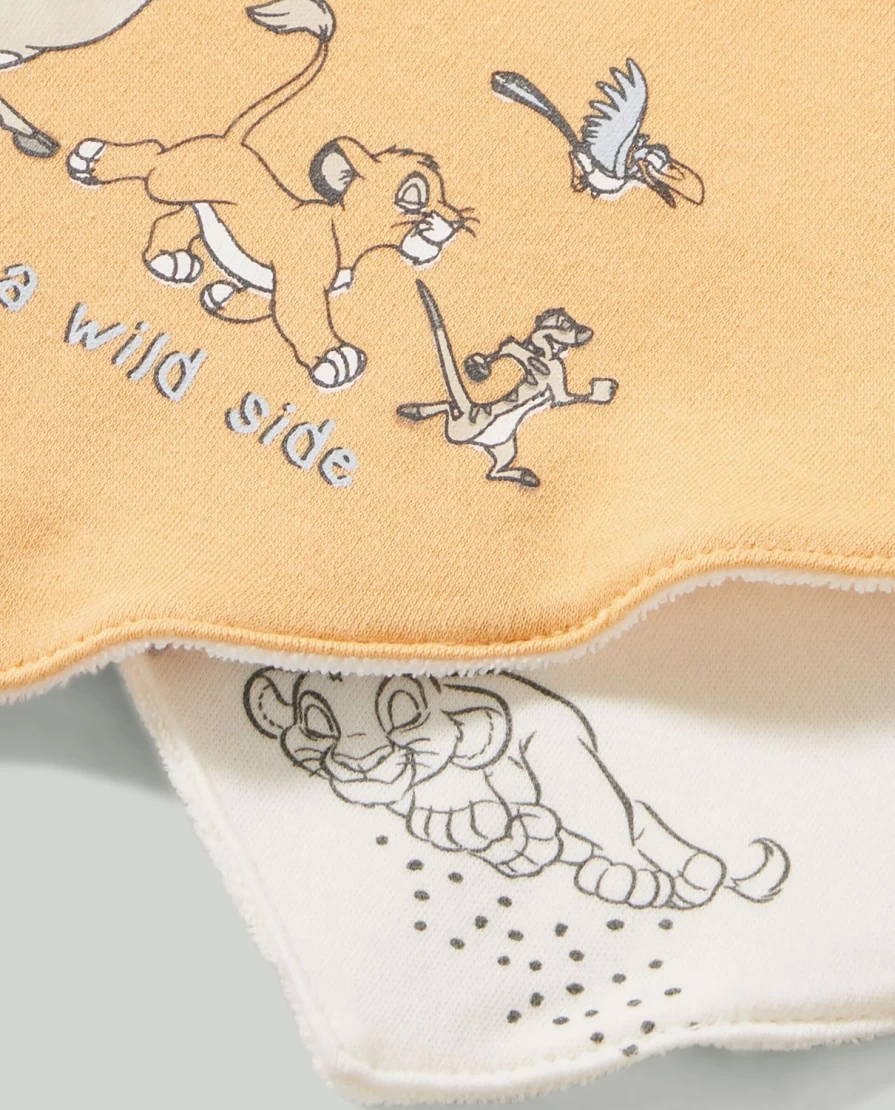"Blukids 2-Pack Soft Pure Cotton Bandanas for Newborn Babies"