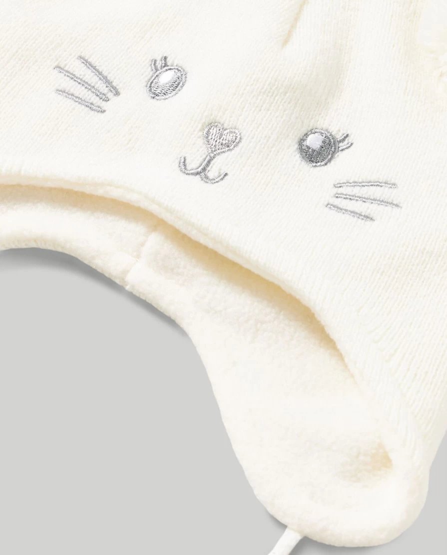Blukids Newborn Baby Hat with Adorable Embroidery and Appliques for Infants