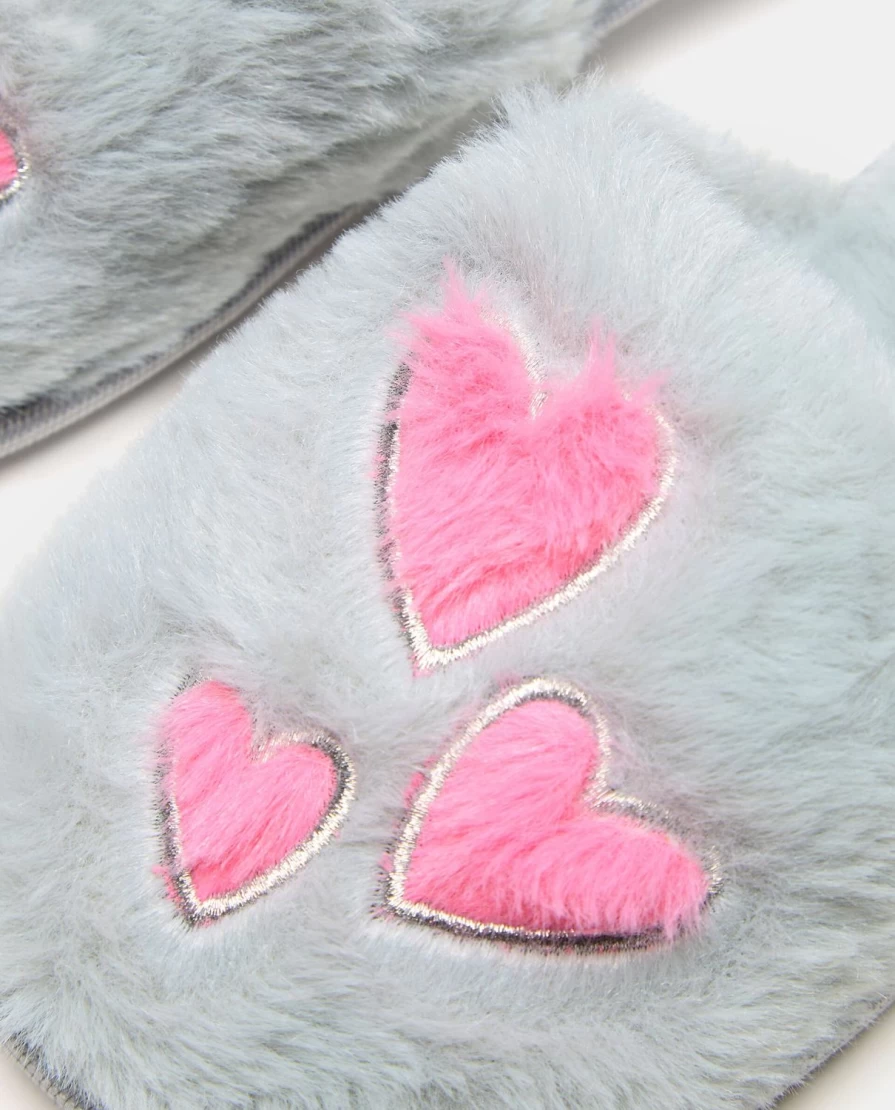 Blukids Eco-Friendly Fur Slippers for Children - Soft & Comfortable Girls' Indoor Shoes