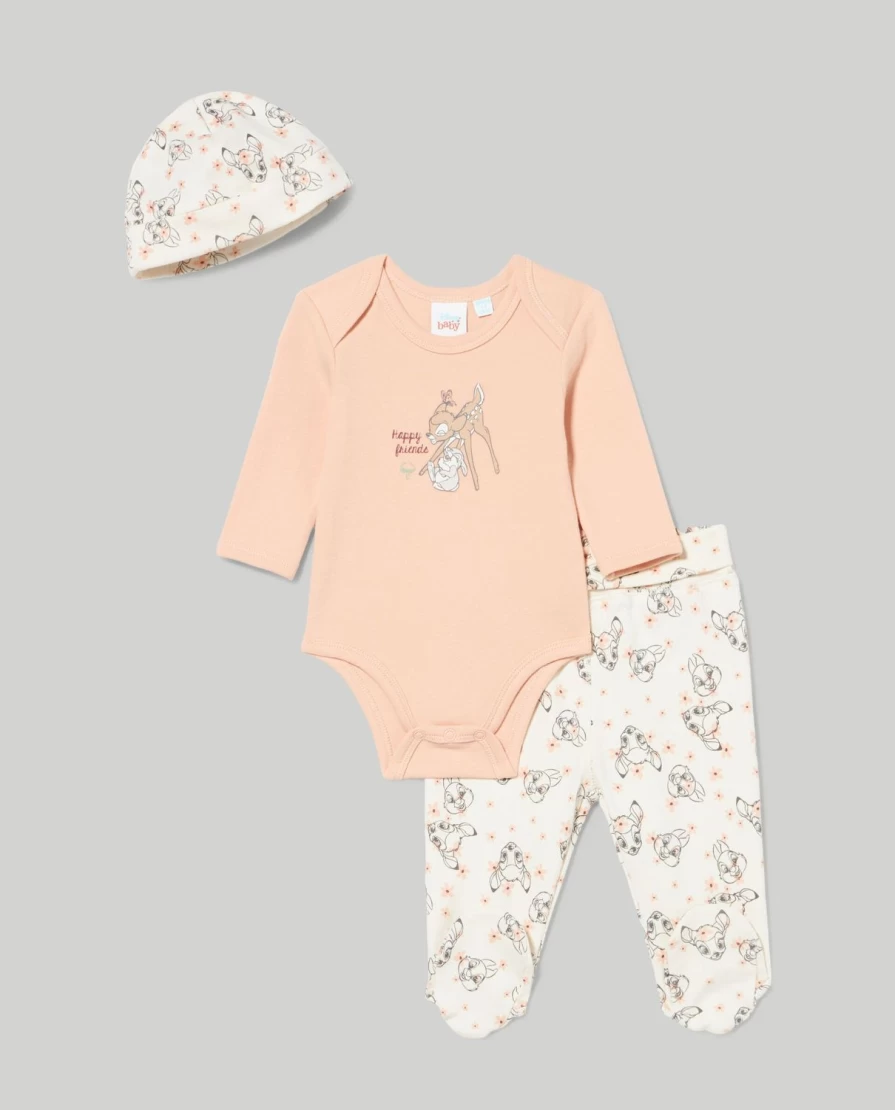 "Blukids 3-Piece Pure Cotton Baby Gift Set – Soft & Comfortable Newborn Outfit"