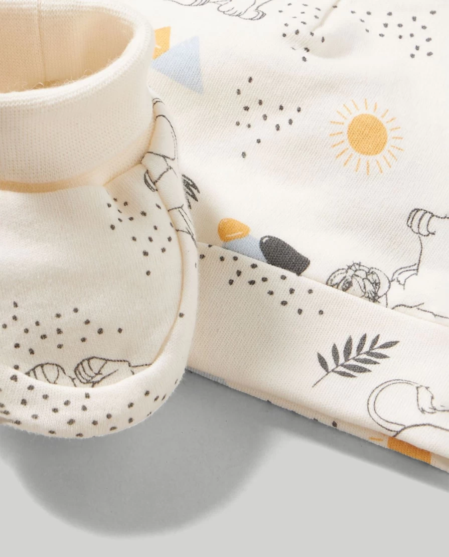 Blukids Newborn Baby Cotton Shoes and Hat Set - Soft Breathable Unisex Infant Gift